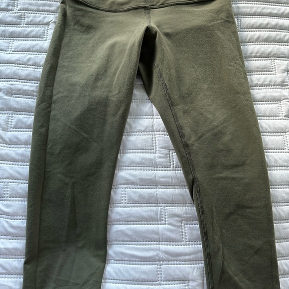 Lululemon Green leggings size 6 - Picture 1 of 4